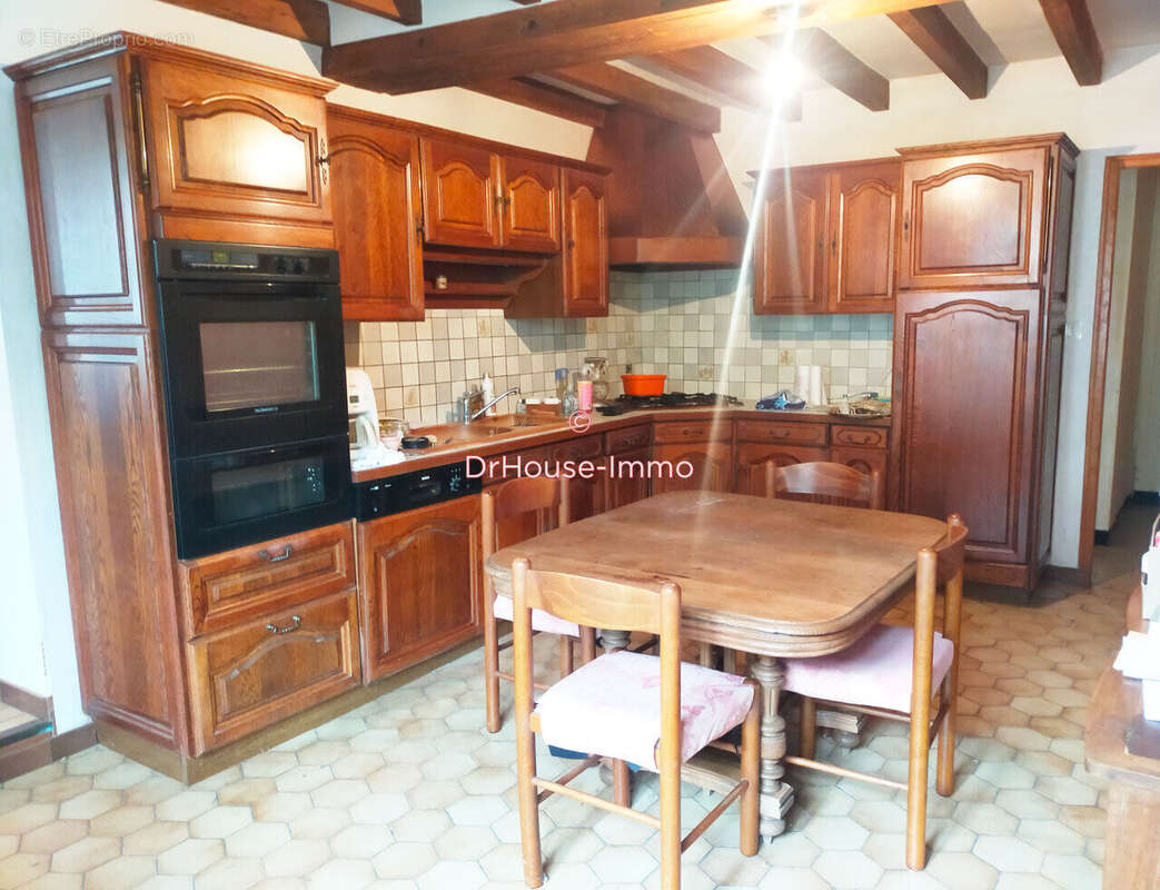 Maison 7 pièces 179 m² à vendre à Vallan (89580) - photo 4