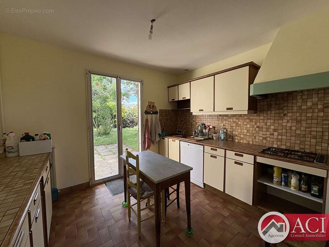 Maison de plain pied à Amblainville - photo 3