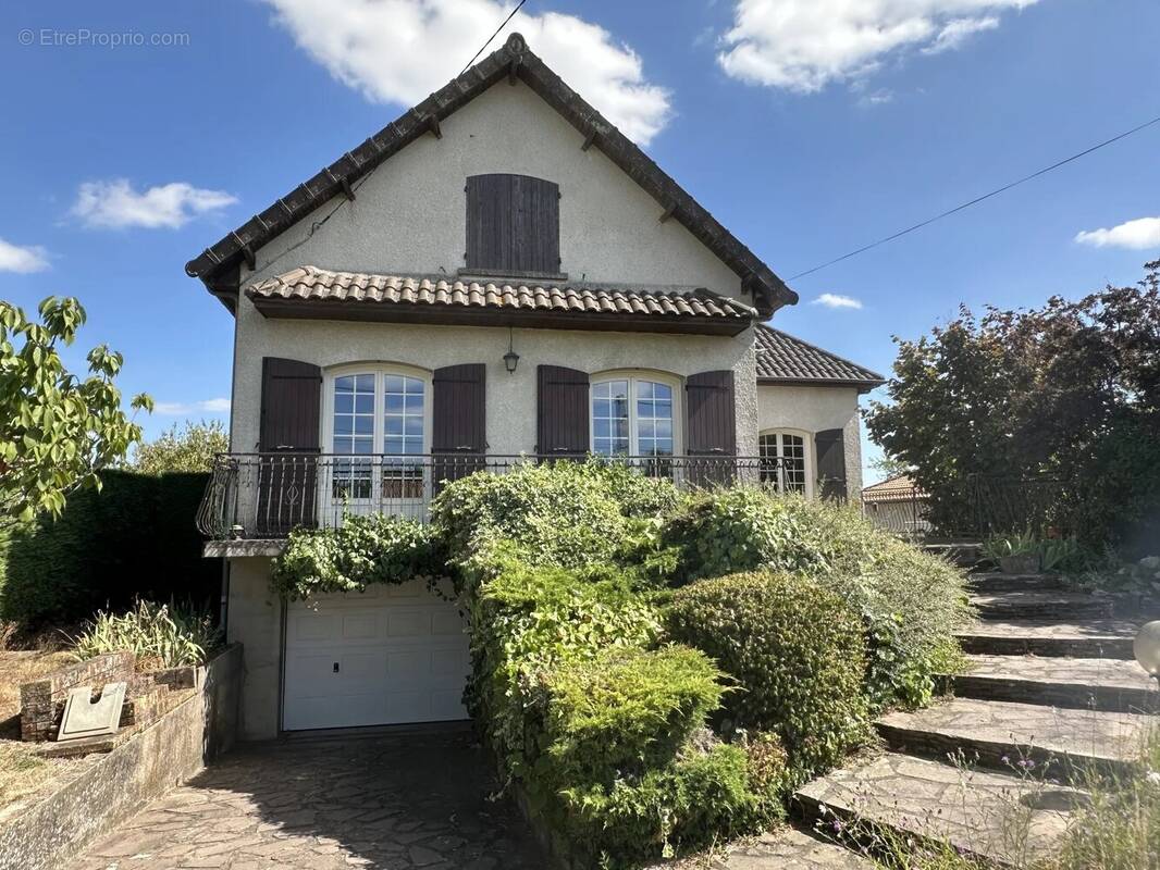 Maison à GENCAY