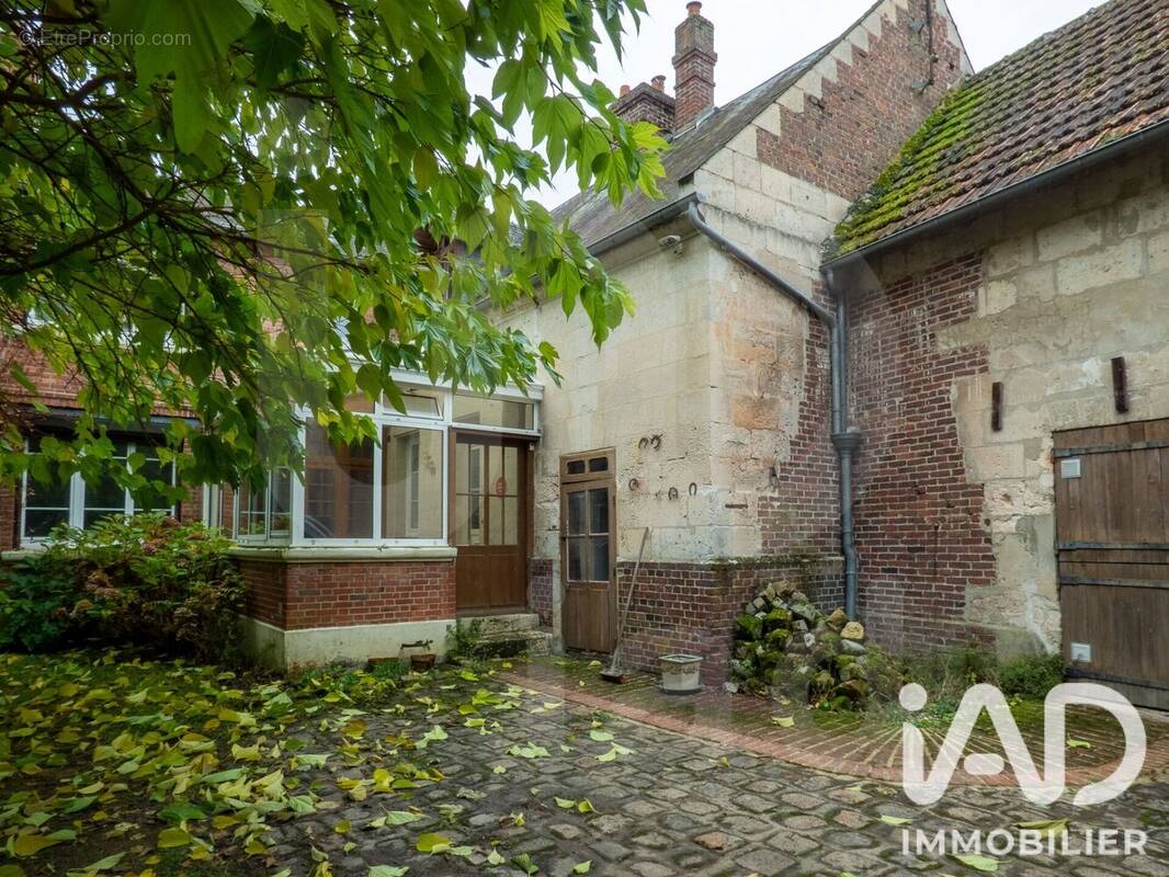 Photo 1 - Maison à TRACY-LE-MONT