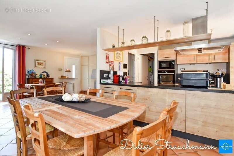 Maison à vendre 8 pièces CLAVETTE (17) - photo 14