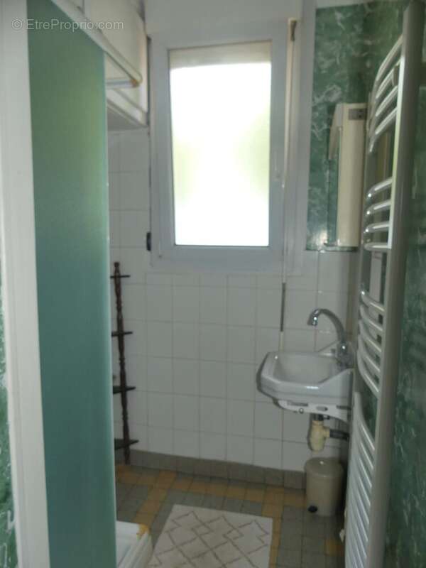 Maison 80 m² à Saint-Nicolas-De-Redon  - photo 7