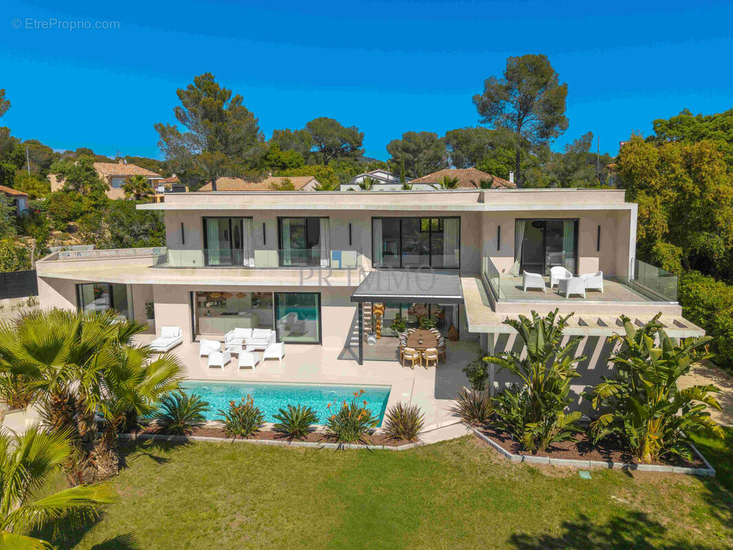 Maison à SAINT-RAPHAEL