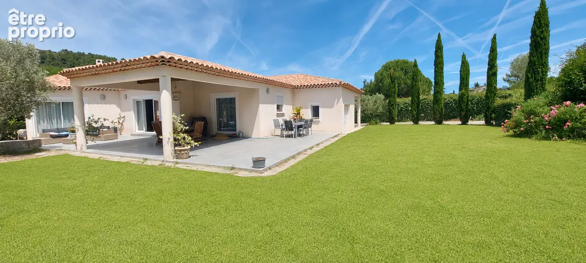 Maison 6 pièces 220 m² à vendre à Simiane-Collongue (13109) - photo 3