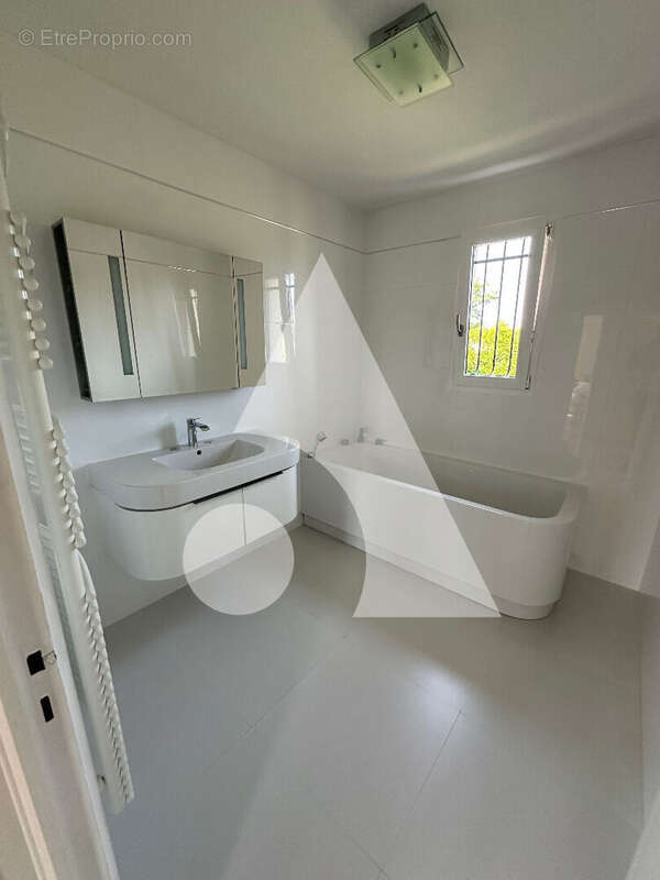 Maison à SAINT-LAURENT