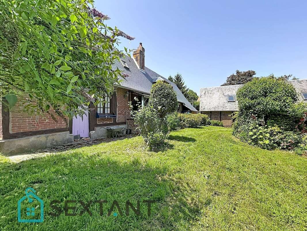Maison de charme avec jardin dépendance et garage - photo 13