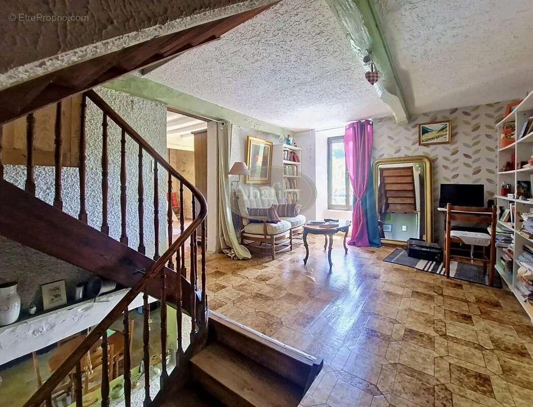 Maison à FERRIERES