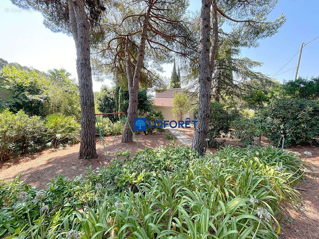 Maison à CARQUEIRANNE