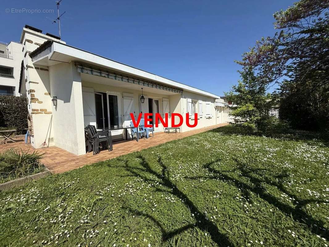 Maison à VILLEFRANCHE-SUR-SAONE