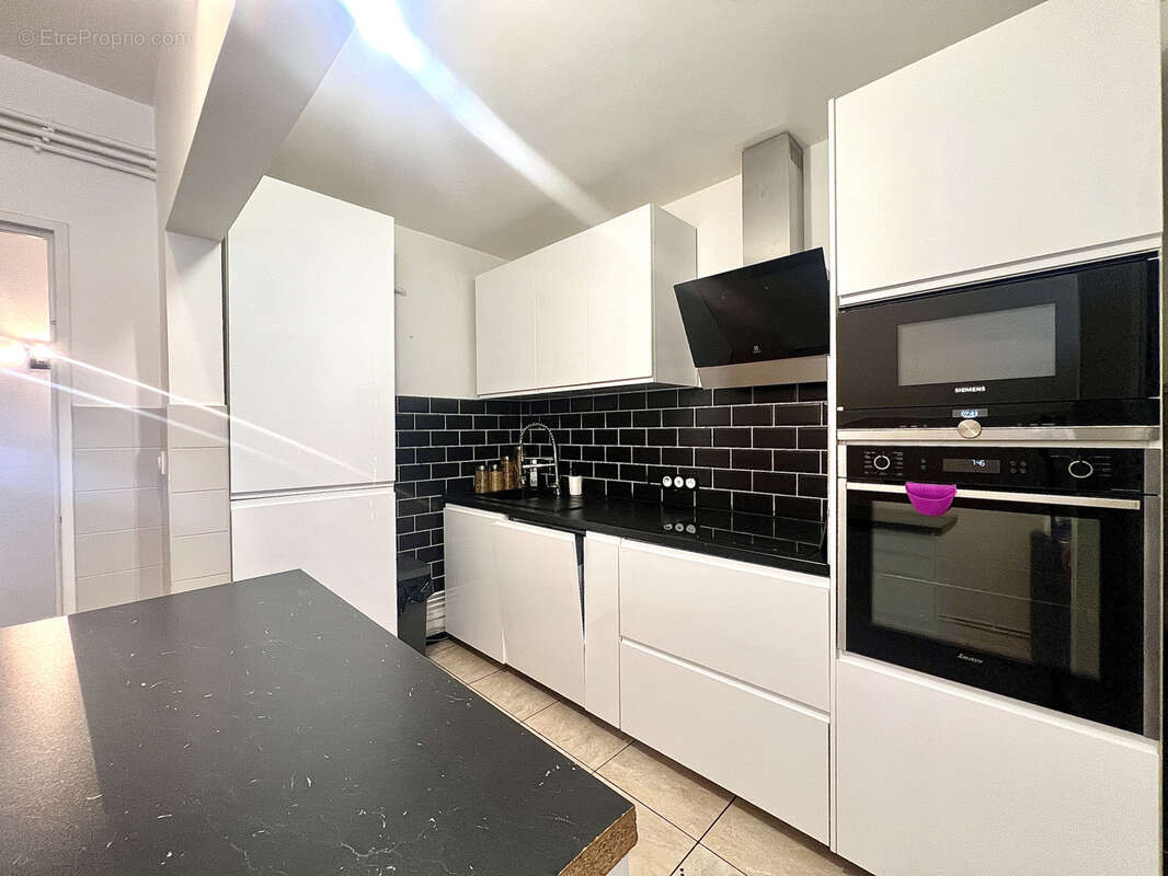 Appartement à MARSEILLE-13E