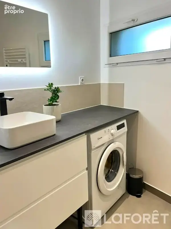 Appartement Saint Genis Laval 2 pièce(s) 40.11 m2 rez-de-jardin - photo 6