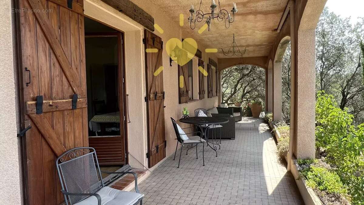 Maison à CLAVIERS