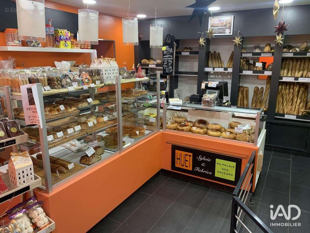 Photo 6 - Commerce à SAINT-GERVAIS-EN-BELIN