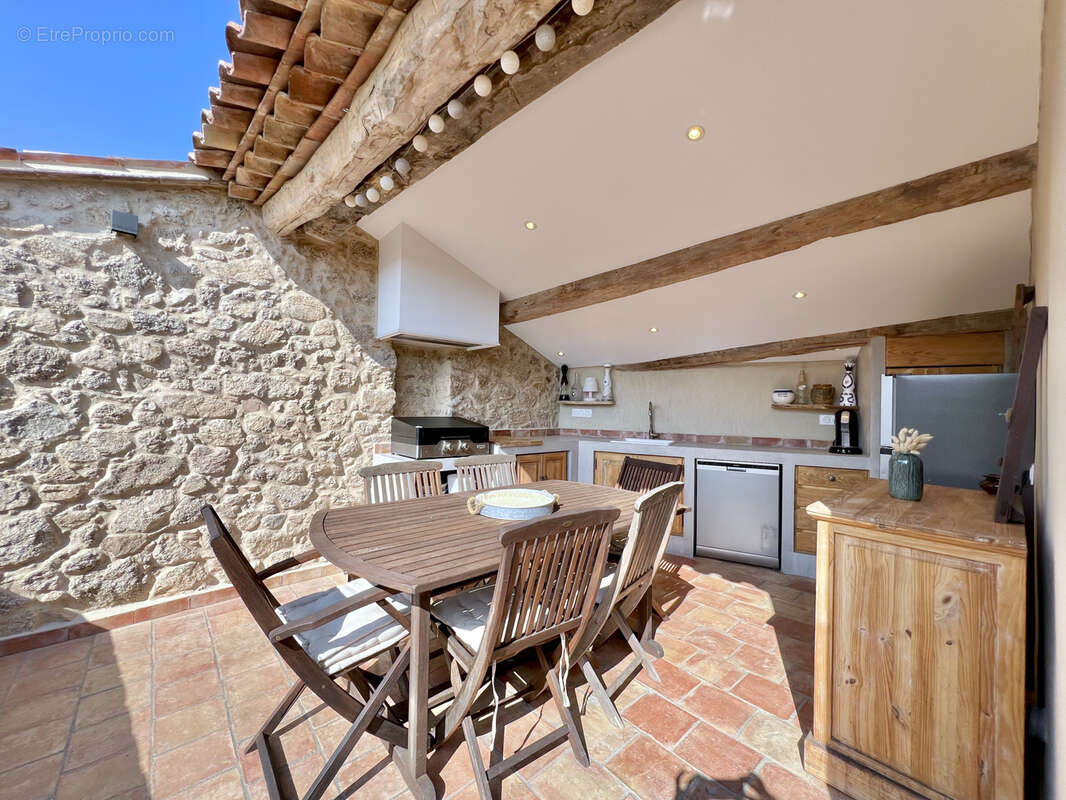 Maison à PLAN-DE-LA-TOUR