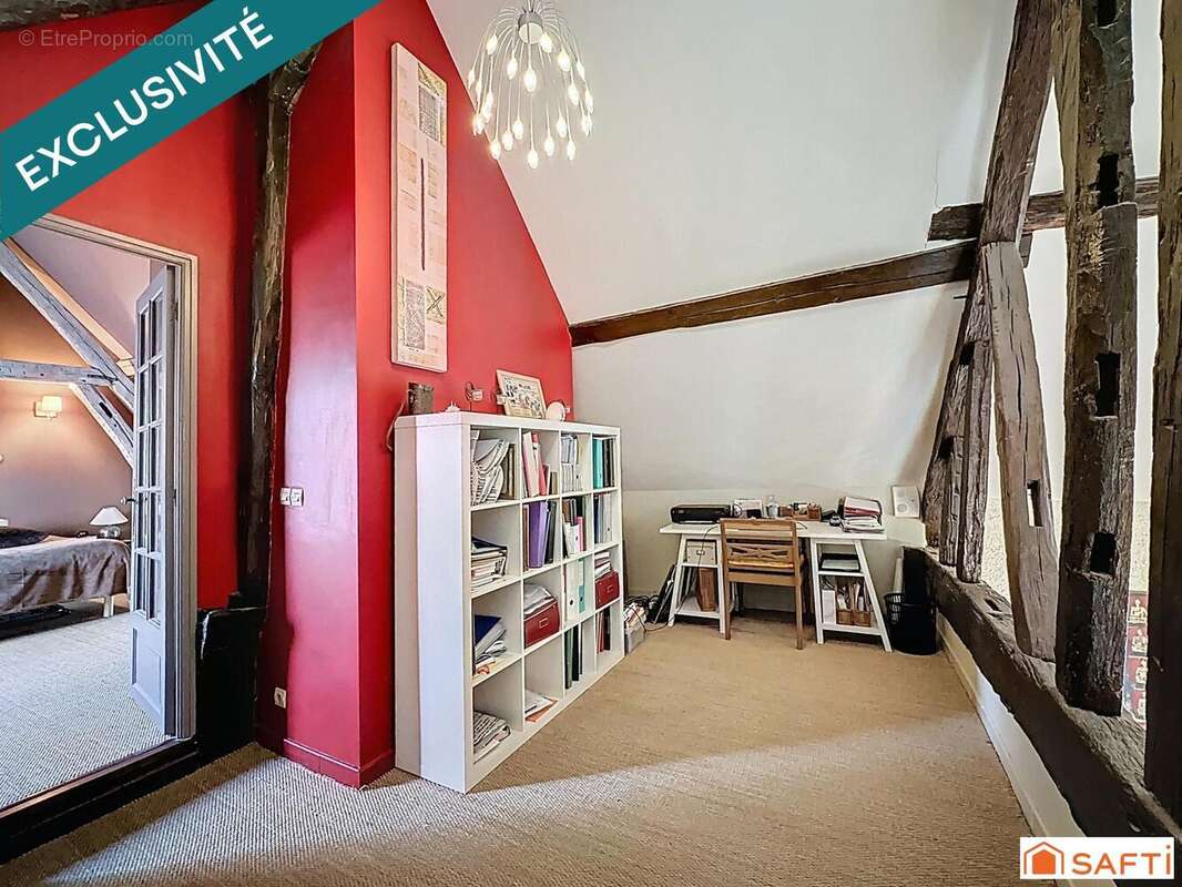 Maison 188 m² à Saint-Martin-D'ordon  - photo 9