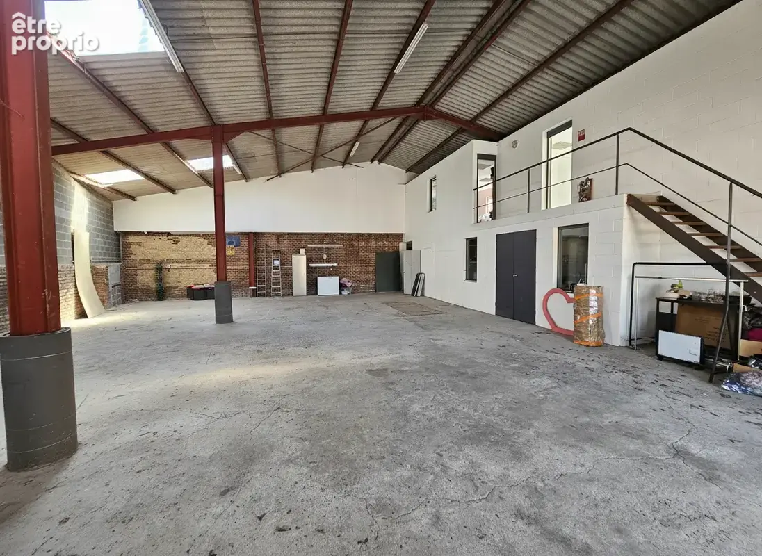 Ancien presbytère de caractère   270 m2   5 chambres   terrain clos   hangar 185 m2   potentiel professionnel - photo 36