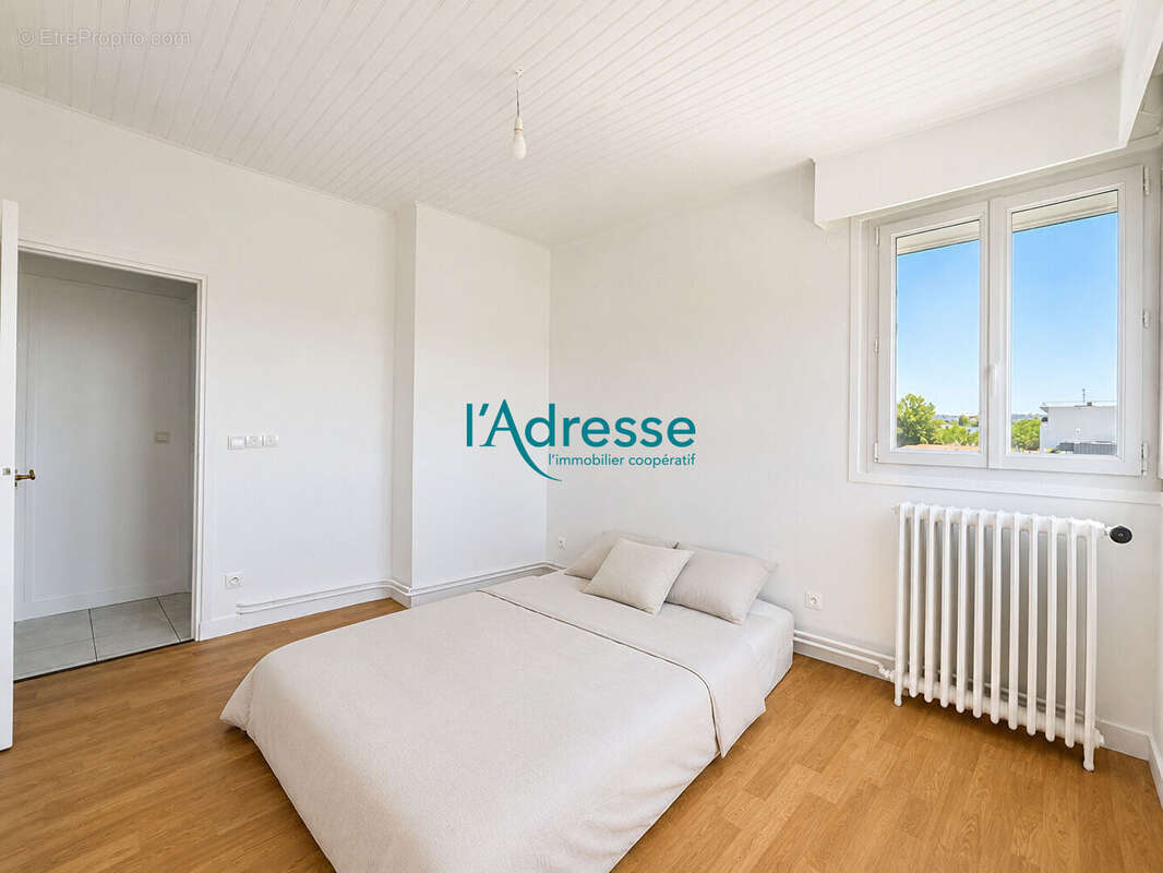 Appartement à NANTERRE