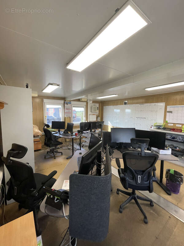 Commerce à FROTEY-LES-LURE