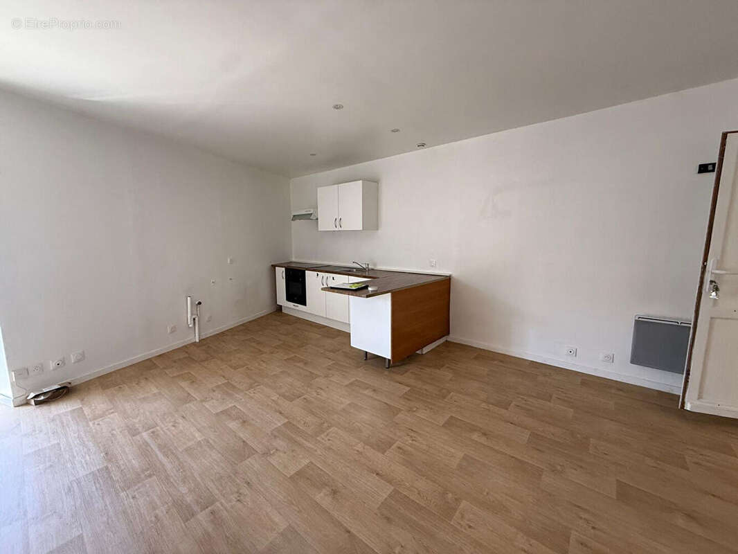 Appartement à TOUSSON