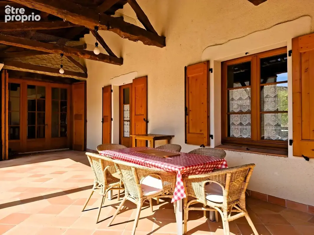 Triangle d’Or : maison de caractère de 6 chambres avec grand jardin et piscine - photo 7