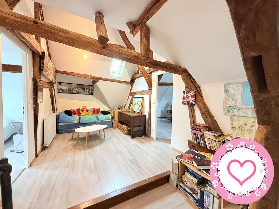 Maison à DAMPIERRE-EN-BURLY