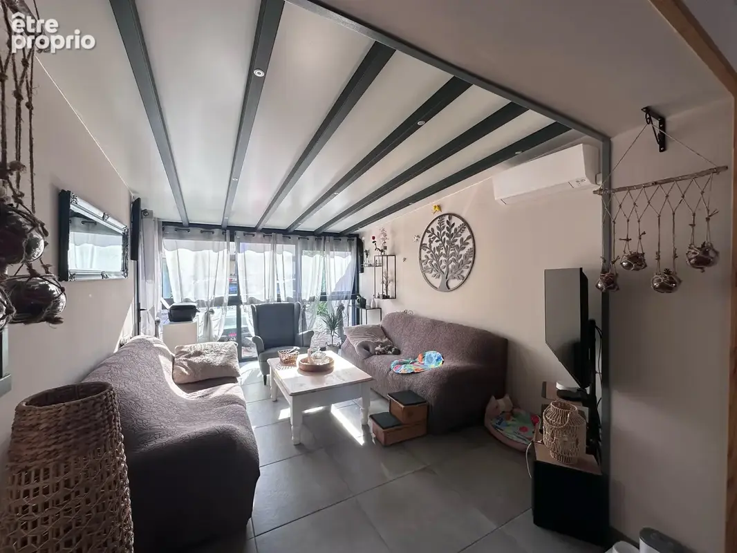 Maison - 100m2 habitables - 3 chambres - garage - jardin - piscine - 42300 - photo 5