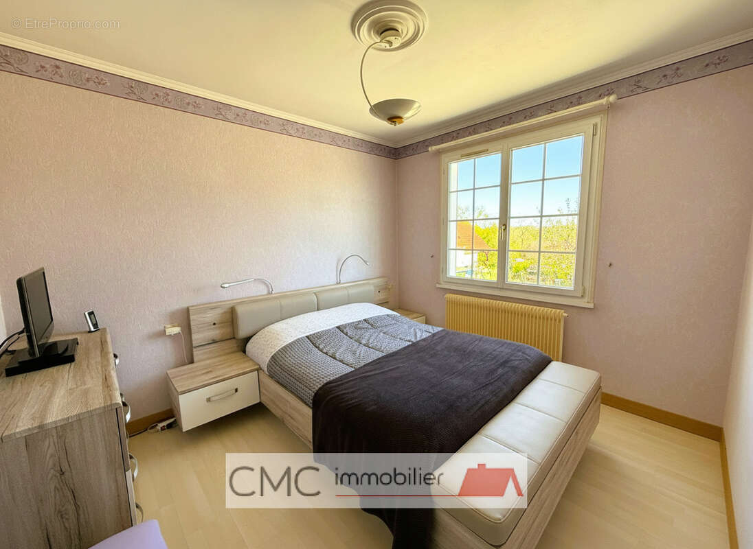 Maison à BARJOUVILLE