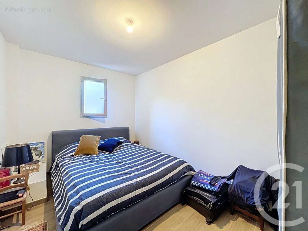 Appartement à MOUANS-SARTOUX