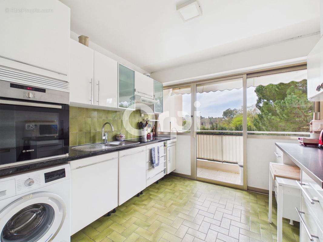 Appartement à MANDELIEU-LA-NAPOULE