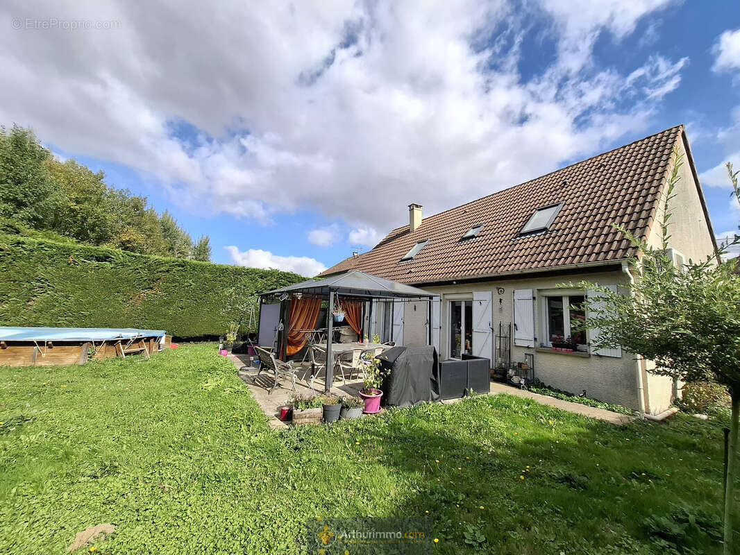 Maison à COULOMMIERS