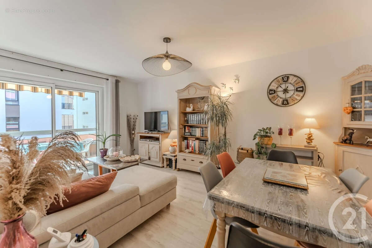 Appartement à THONON-LES-BAINS