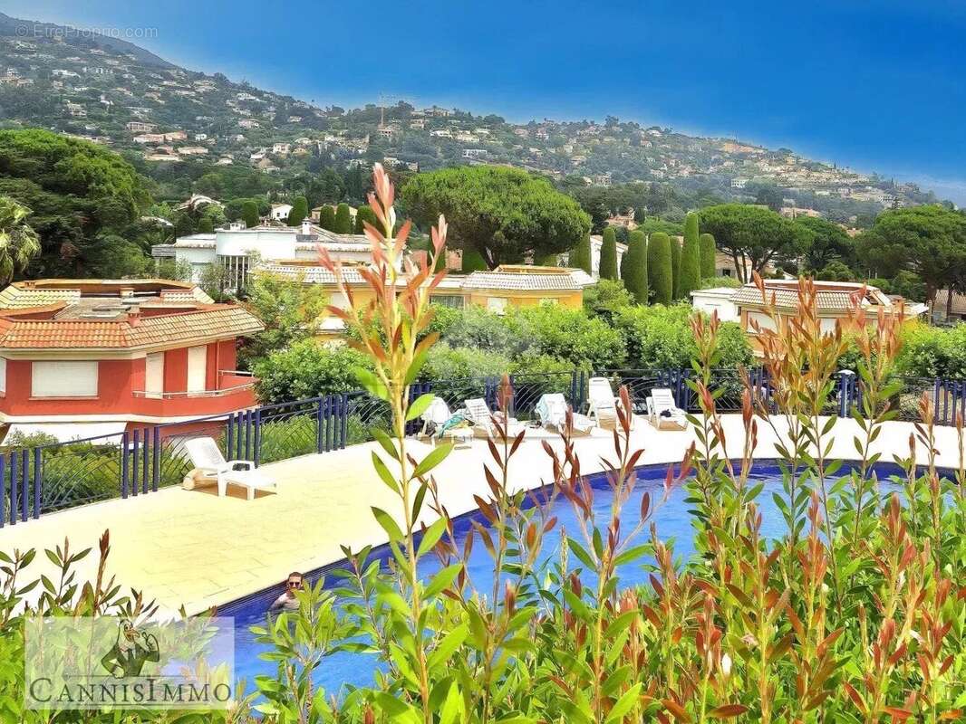 Appartement à MANDELIEU-LA-NAPOULE