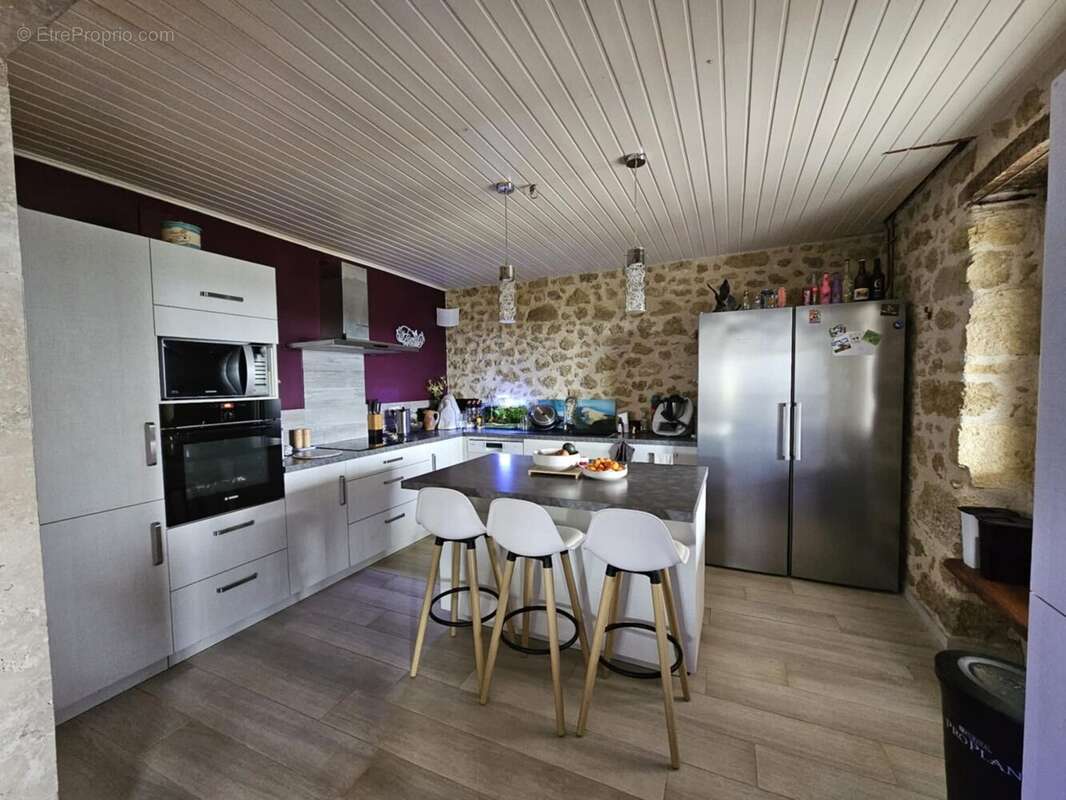 Cuisine maison 1  - Maison à RIGUEPEU