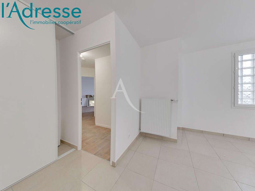 Appartement  3 pièce avec terrasse et parking en sous-sol - photo 5