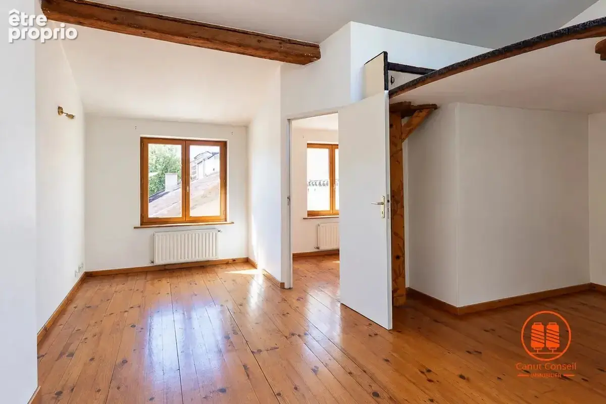 GRAND T2bis de 61 m² au calme - Centre Croix-Rousse  (DPE : D) - photo 7