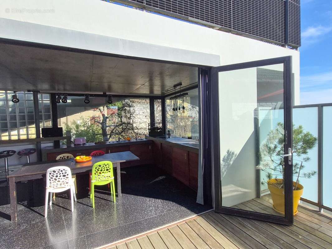 Maison à VERRIERES-LE-BUISSON