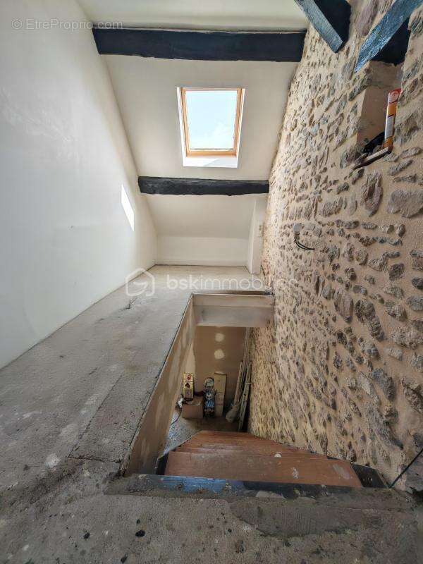 Maison à QUIERS