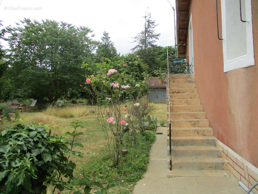 Maison à ROM