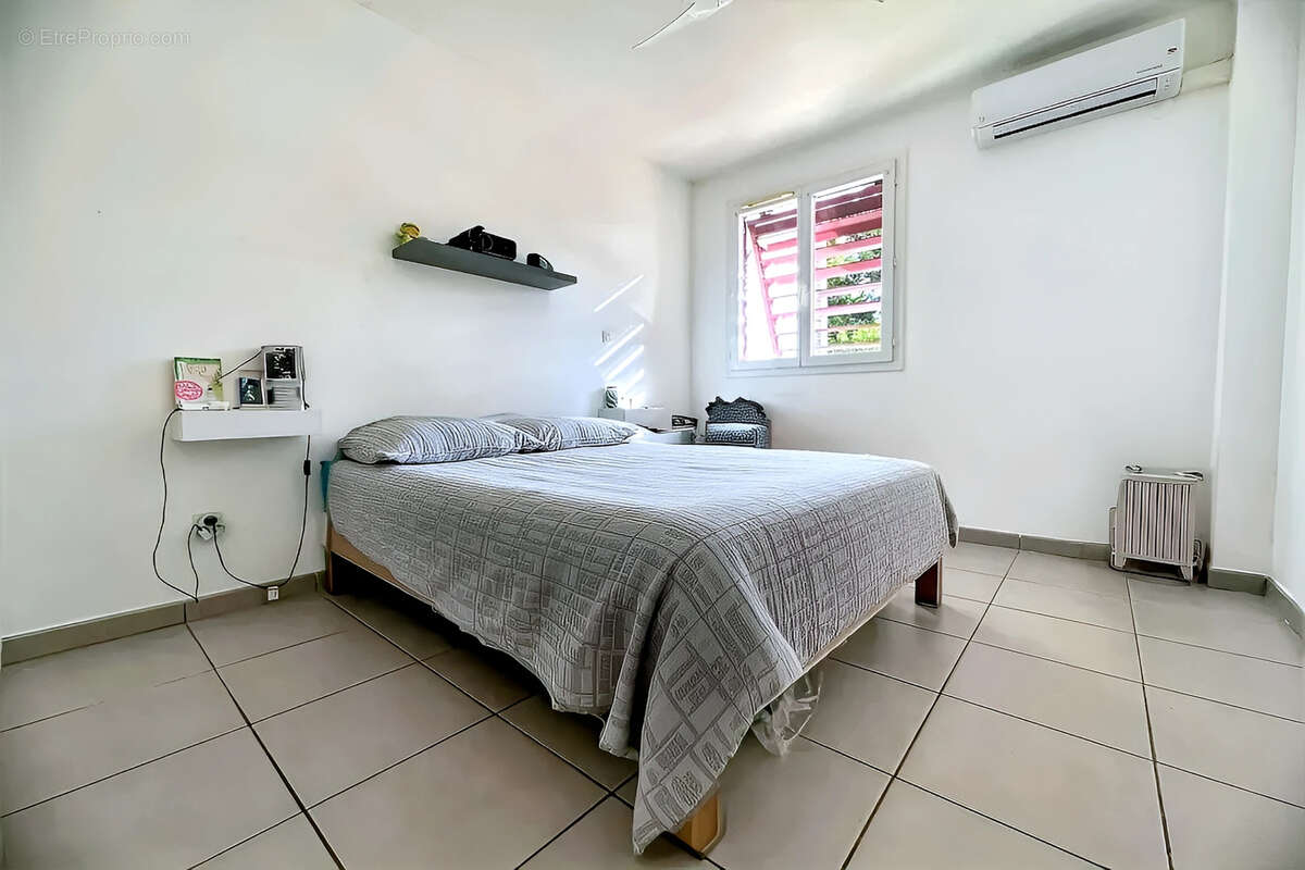 Appartement à SAINT-DENIS