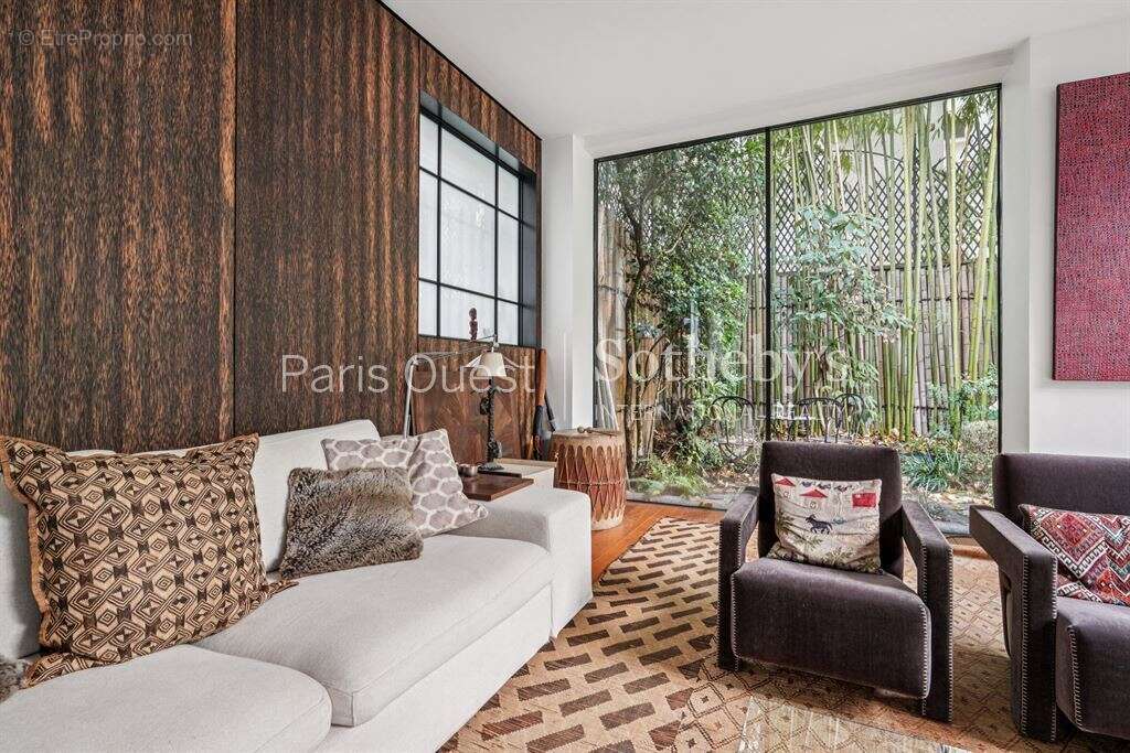 Maison à NEUILLY-SUR-SEINE