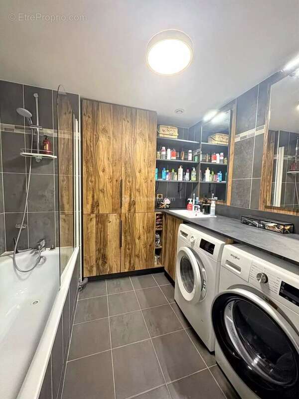 Appartement à SERRIS