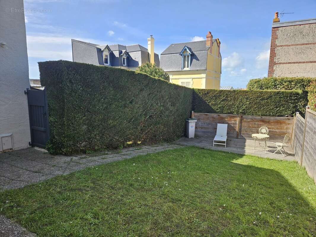 Maison à VILLERVILLE
