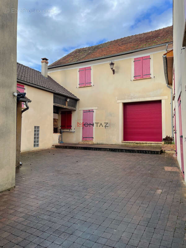 Maison à JOUY-SUR-MORIN