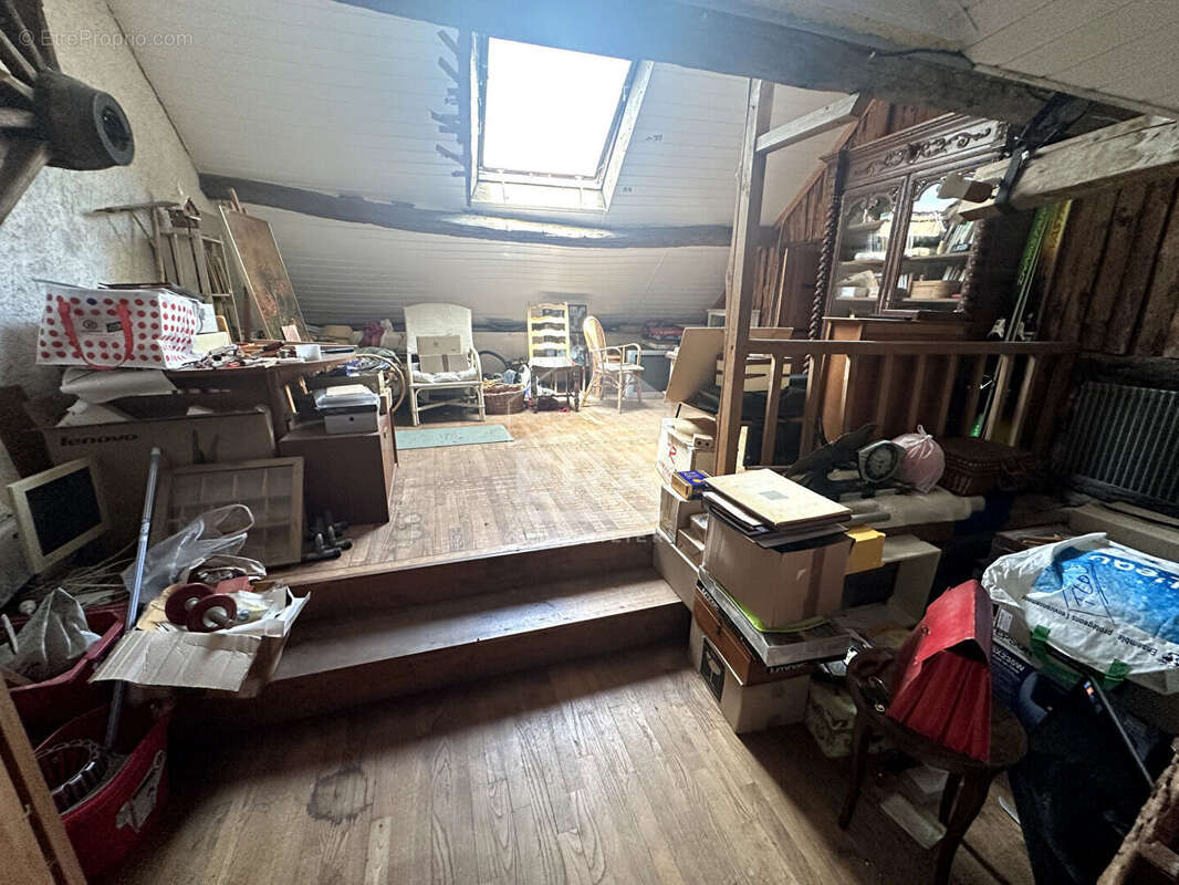 Maison à laval-en-brie - photo 14