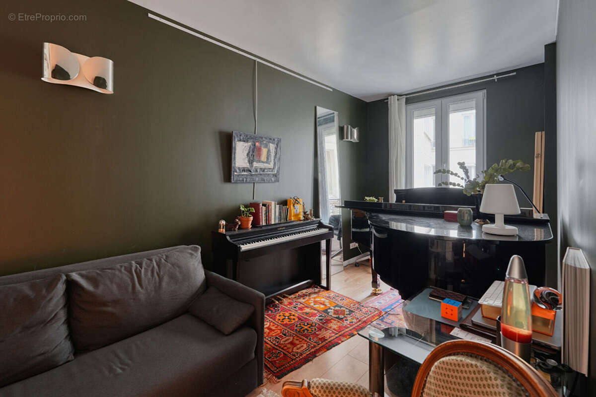 Appartement à PARIS-18E