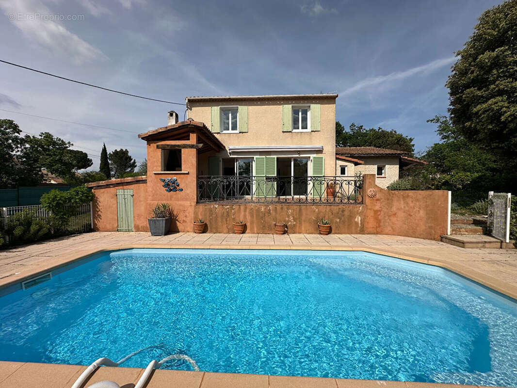 Maison 160m² à saint-maximin-la-sainte-baume - photo 2