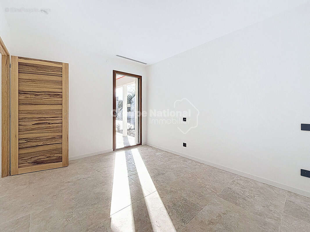 Appartement à TAILLADES