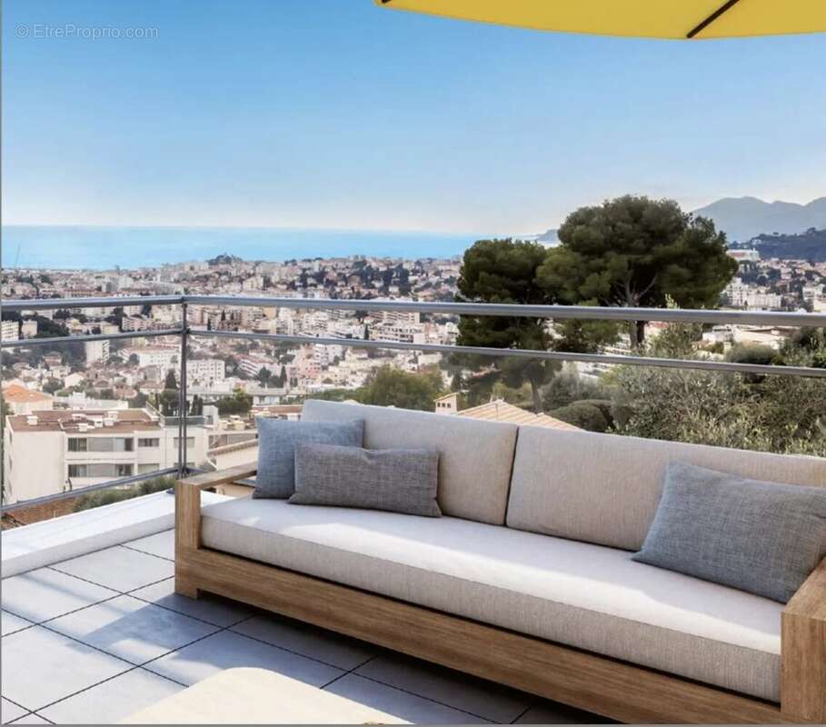 Appartement à LE CANNET