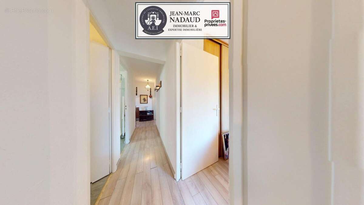 Appartement à FREJUS