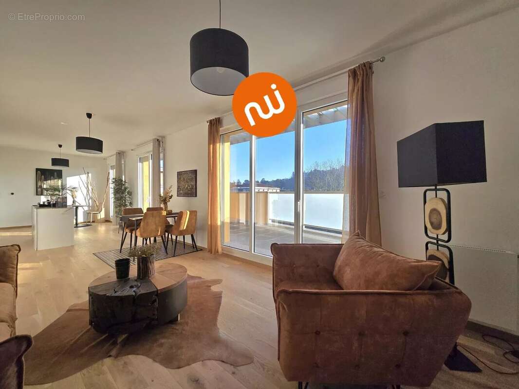 Appartement à TASSIN-LA-DEMI-LUNE